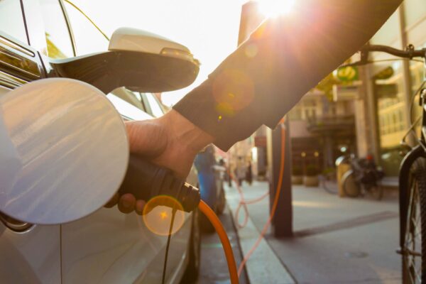 Elektriker für Elektroauto Ladestationen - Elektromacher - Jan Schuhmacher