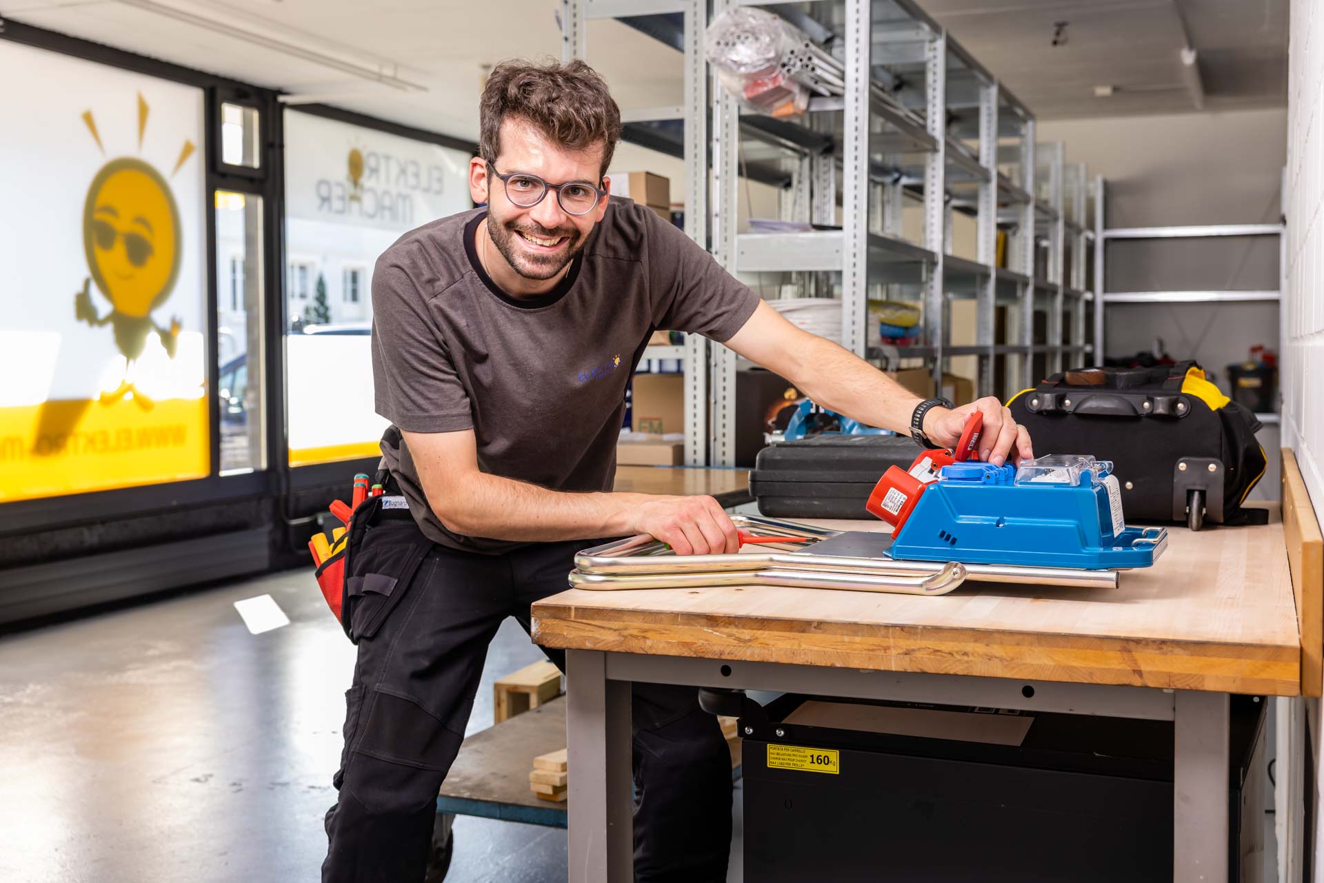 Jan Schuhmacher - Ausrüstung und Werkstatt Elektriker Elektromacher